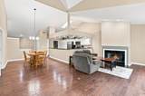 303 Parkview Ct - Photo 5