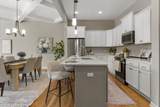 1615 Belmont Ln - Photo 11
