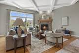 1615 Belmont Ln - Photo 3