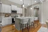 1615 Belmont Ln - Photo 9