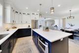 713 Greenview Cir - Photo 10