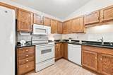 820 Devonshire Ln - Photo 14