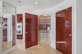 545 Wells St - Photo 14