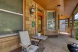 546 32nd St - Photo 3