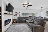 1361 Scenic Pointe Ct - Photo 3