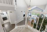 W240N2160 Dorchester Dr - Photo 17
