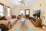 4029 Sheridan Rd - Photo 2