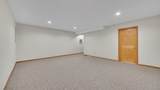 1031 Covington Dr - Photo 18