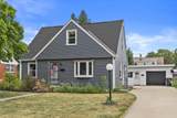 725 Oak St - Photo 1