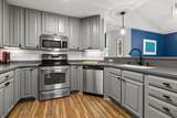 N16W26401 Meadowgrass Cir - Photo 9