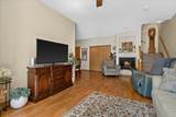 2415 Fox River Pkwy - Photo 5