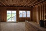 937 Drumlin Dr - Photo 3