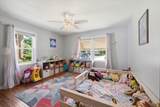 1036 Russet St - Photo 16