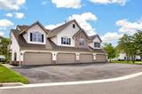 1045 Bedford Ct - Photo 4