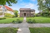 902 Clyman St - Photo 1