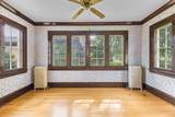 902 Clyman St - Photo 10