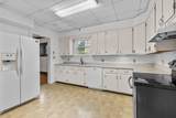 902 Clyman St - Photo 16