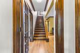 902 Clyman St - Photo 4
