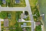 405 Lake Dr - Photo 54