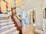 401 Chesterfield Ct - Photo 2