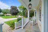 1530 Lake Shore Dr - Photo 3
