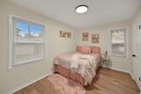 2421 Hampton Ave - Photo 16