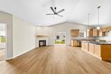1529 Stuart Rd - Photo 9