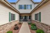 2112 Pine Ridge Ct - Photo 3