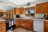 1942 Grand View Blvd - Photo 10