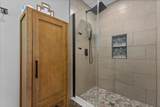 W290S2811 Carmarthen Dr - Photo 18