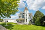 910 Wisconsin St - Photo 1