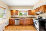 2263 Ludington Ave - Photo 16