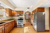 2263 Ludington Ave - Photo 19