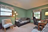 W220N2767 Maplewood Ln - Photo 16