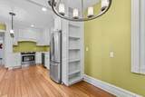 2851 Lenox St - Photo 18