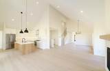 519 Meadow Cir - Photo 6