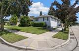 744 Shoreland Dr - Photo 5