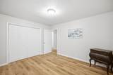 10325 Silver Spring Dr - Photo 16