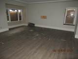 2424 Maple St - Photo 5