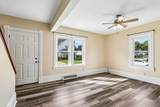 924 44th St - Photo 7