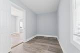 917 9th St - Photo 11