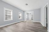 917 9th St - Photo 2