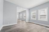 917 9th St - Photo 3