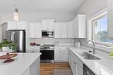 1620 Belmont Ln - Photo 4