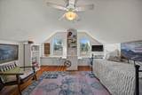 8074 Seneca Rd - Photo 26