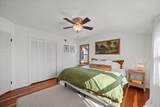 8074 Seneca Rd - Photo 30