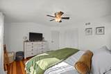 8074 Seneca Rd - Photo 31