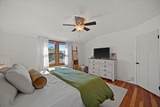 8074 Seneca Rd - Photo 32