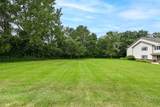 636 Pewaukee Rd - Photo 43