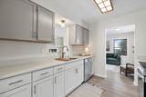 530 Manchester Ln - Photo 10